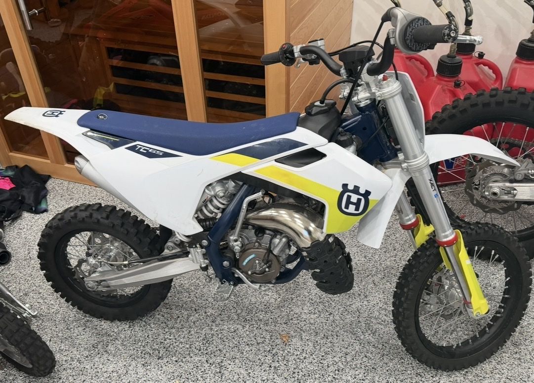 Husqvarna TC65 Dirt Bike (2020) - Used 2-Stroke Kids Motocross Motorcycle
