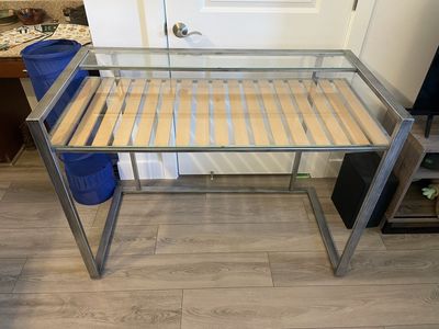 Aluminum / Wood / Glass Desk