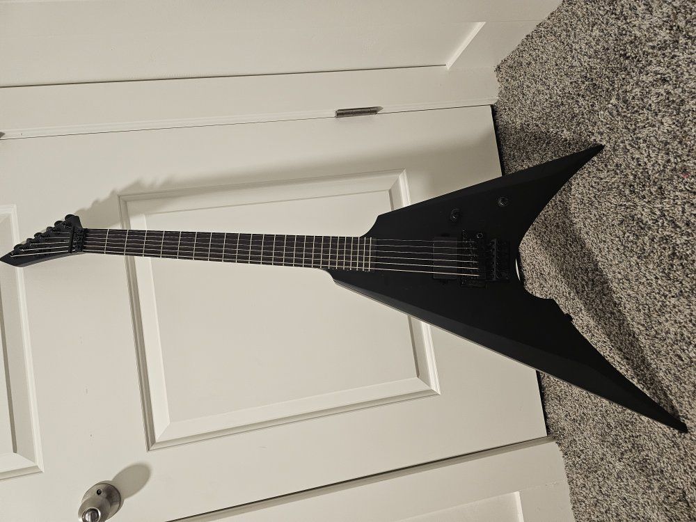 LTD Arrow Black Metal