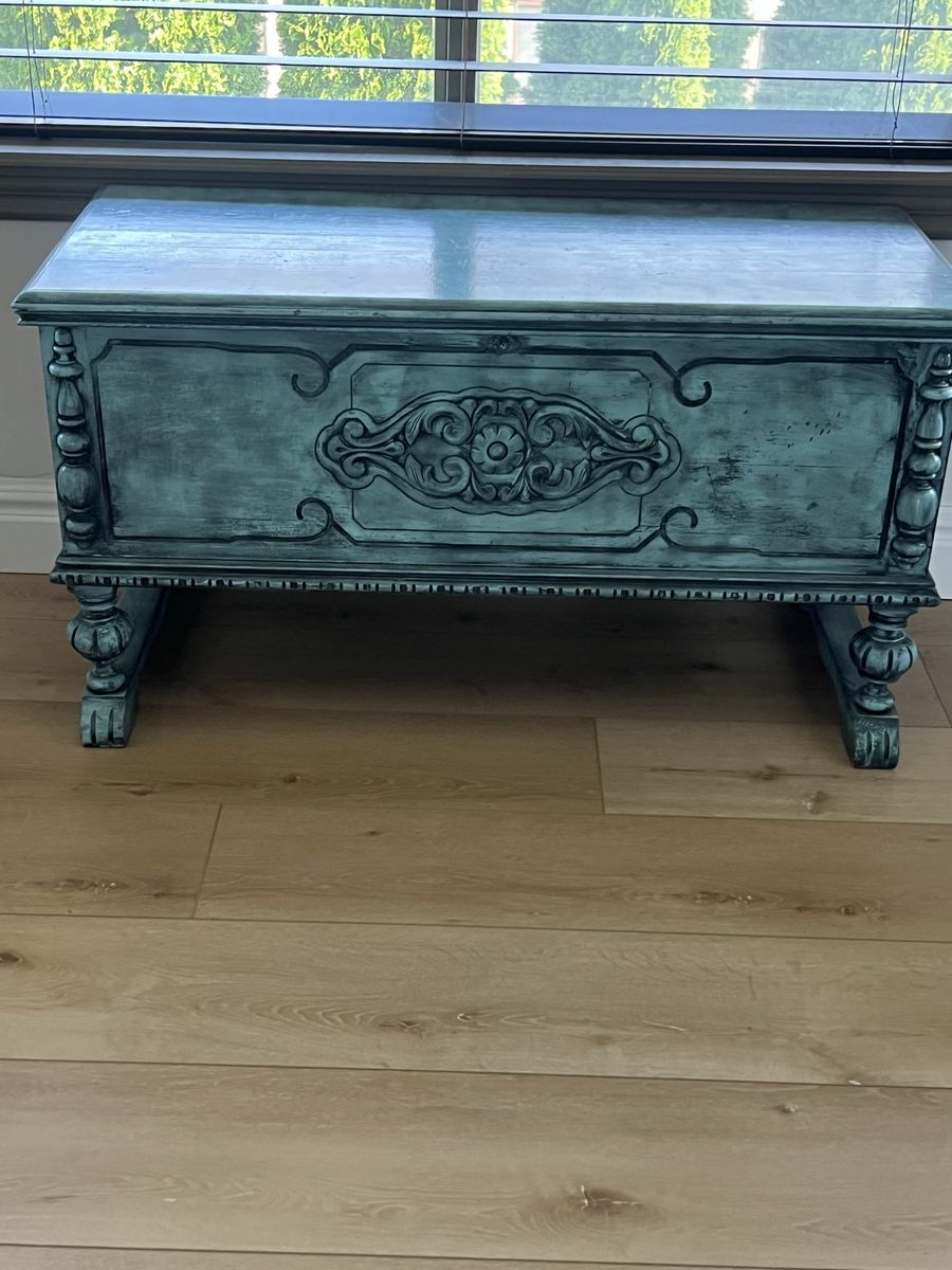 Solid wood LANE cedar chest storage bench robin blue distressed Antique
