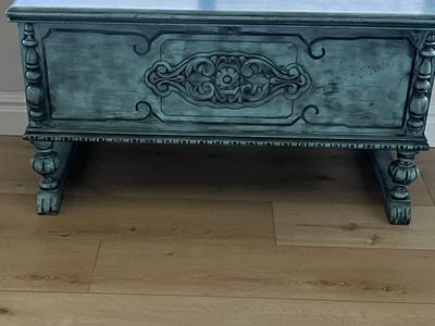 Solid wood LANE cedar chest storage bench robin blue distressed Antique