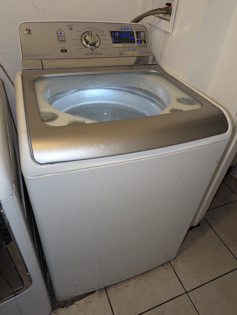 GE Top Load Washing Machine with SmartDispense White Used