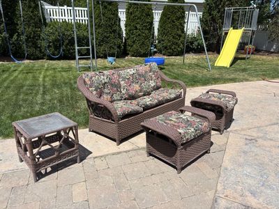 Free outdoor set