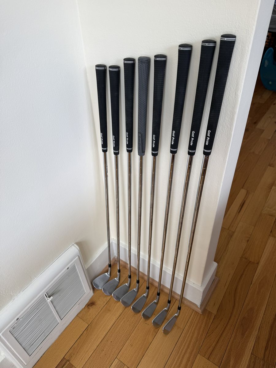 Mizuno JPX 921 Tour DG X100 Iron Set (4-G)