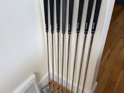 Mizuno JPX 921 Tour DG X100 Iron Set (4-G)