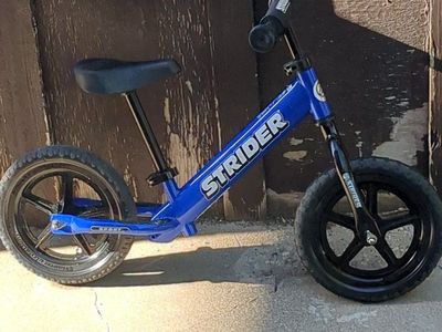 Strider Sport classic balance bike