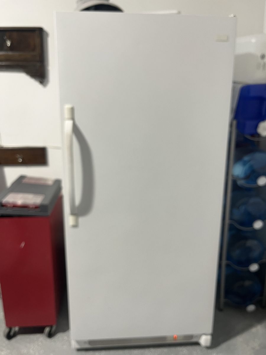 Main image 6