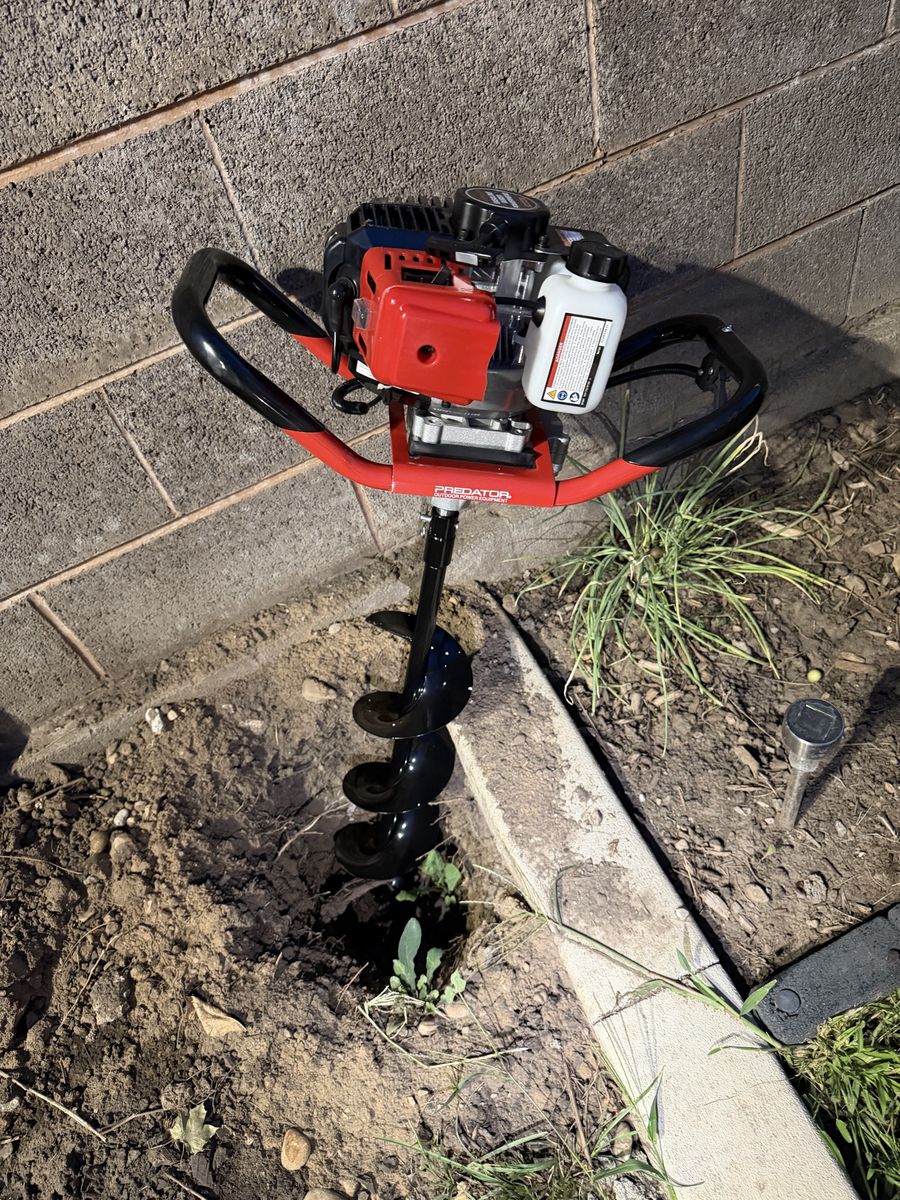 6 inch Auger/ Post Hole Digger for Rent