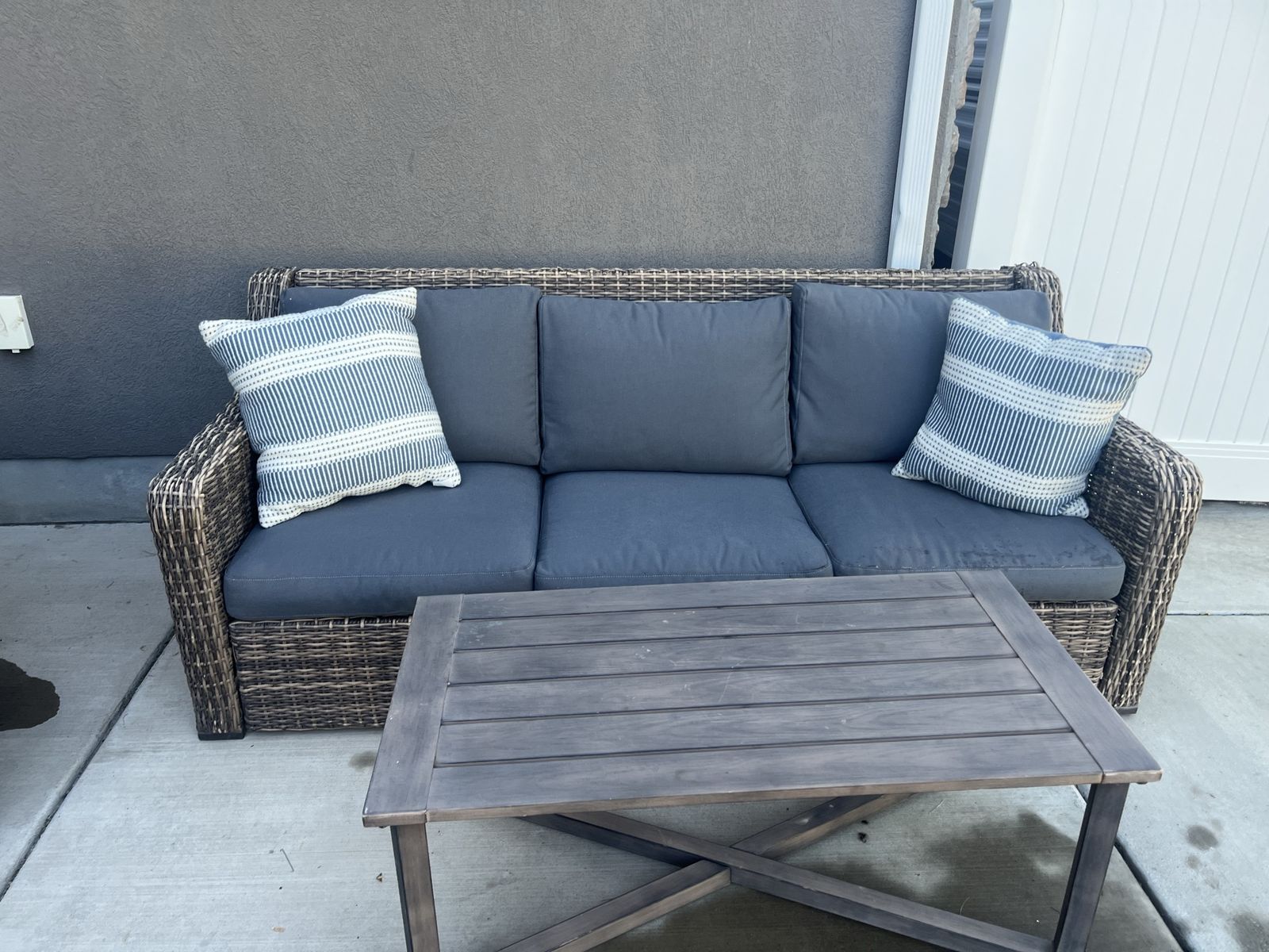 Wicker Outdoor Patio Sofa with Dark Gray Cushions - 3-Seater, All-Weather Design