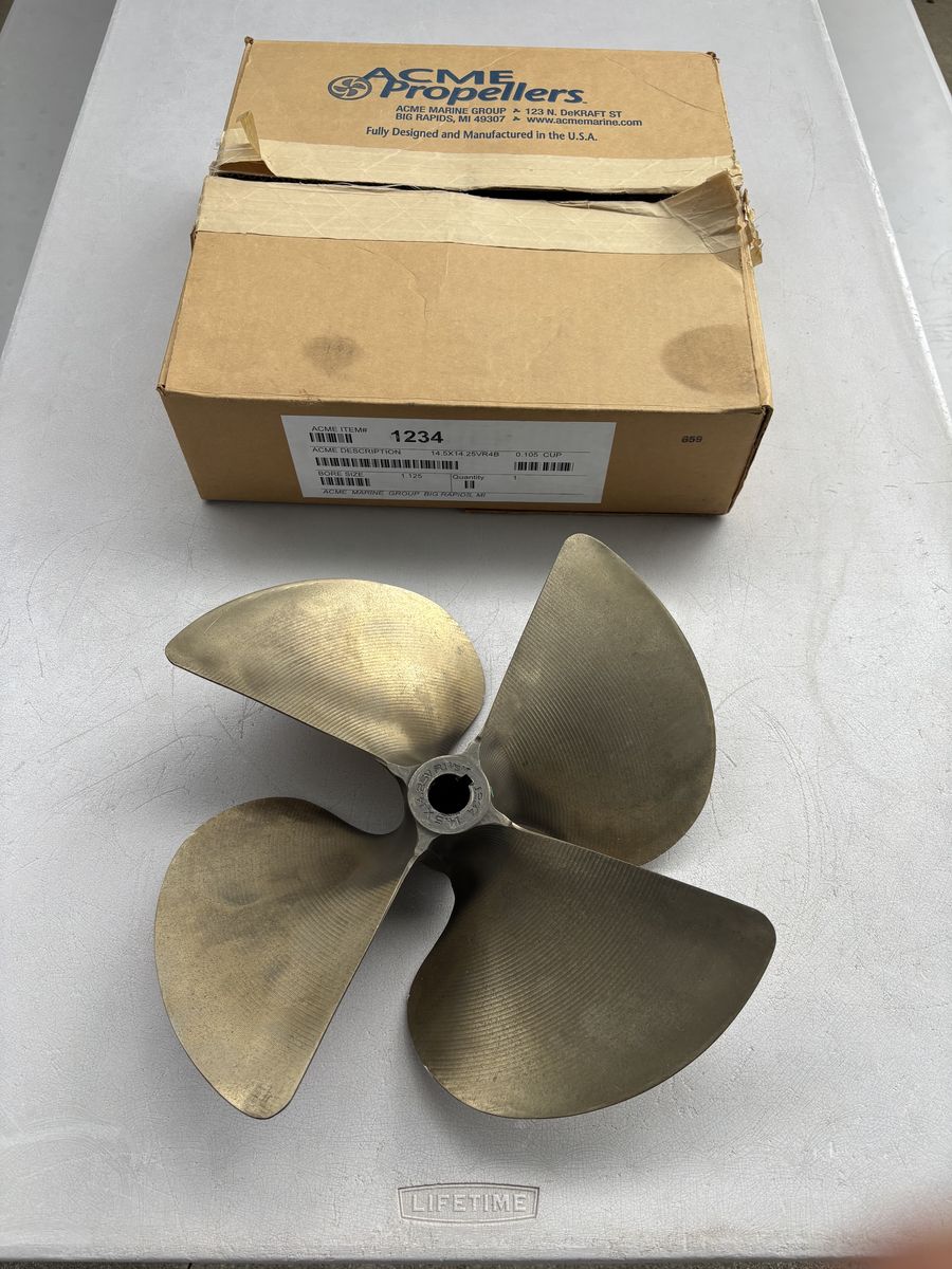 ACME 1234 Brass Prop - 14.5 x 14.25V R1 1/8" used