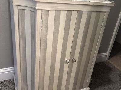 Shabby Sheik hutch