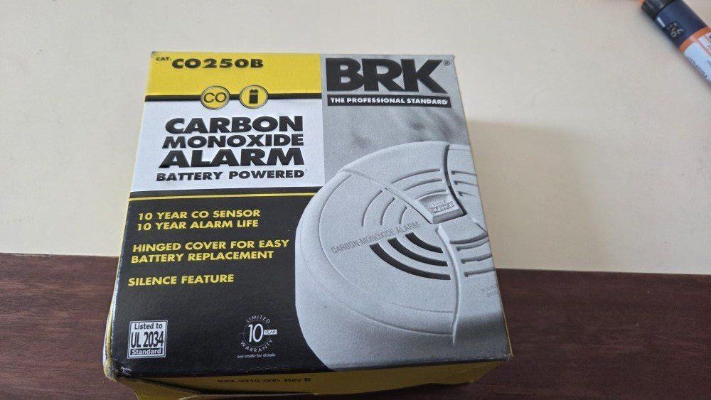 Carbon Monoxide Alarm BRK CO250B Battery-Powered