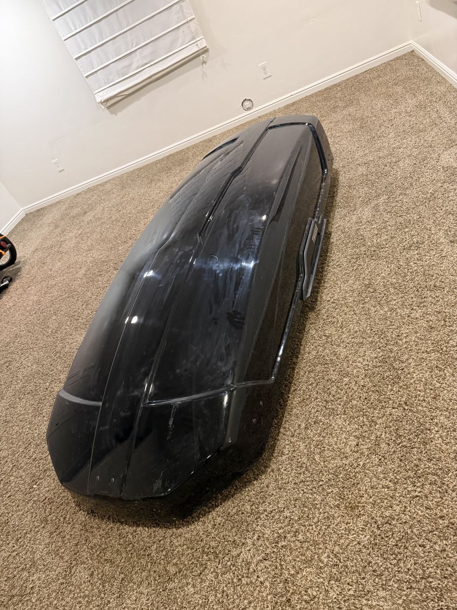 Thule Force XL Car Top Carrier