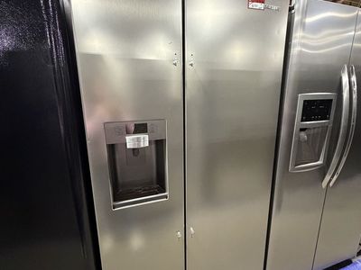 GREAT FOR YOUR GARAGE! SAMSUNG SIDE BY SIDE FRIDGE