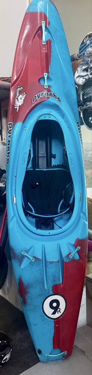 Pyranha 9R Whitewater Kayak