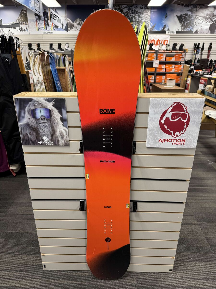 Rome Ravine 158cm Snowboard - Lightly Used (2026)