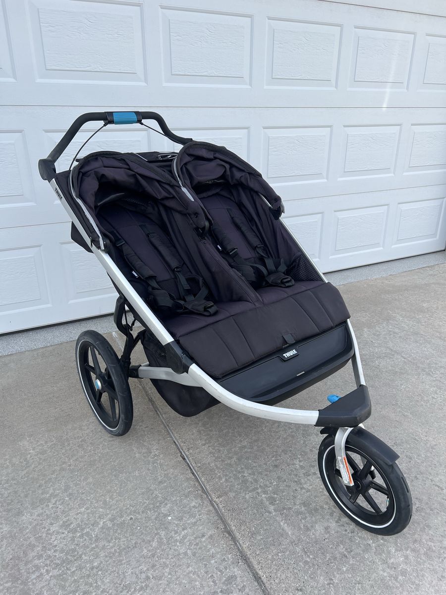 Thule Urban Glide 2 Double Jogging Stroller