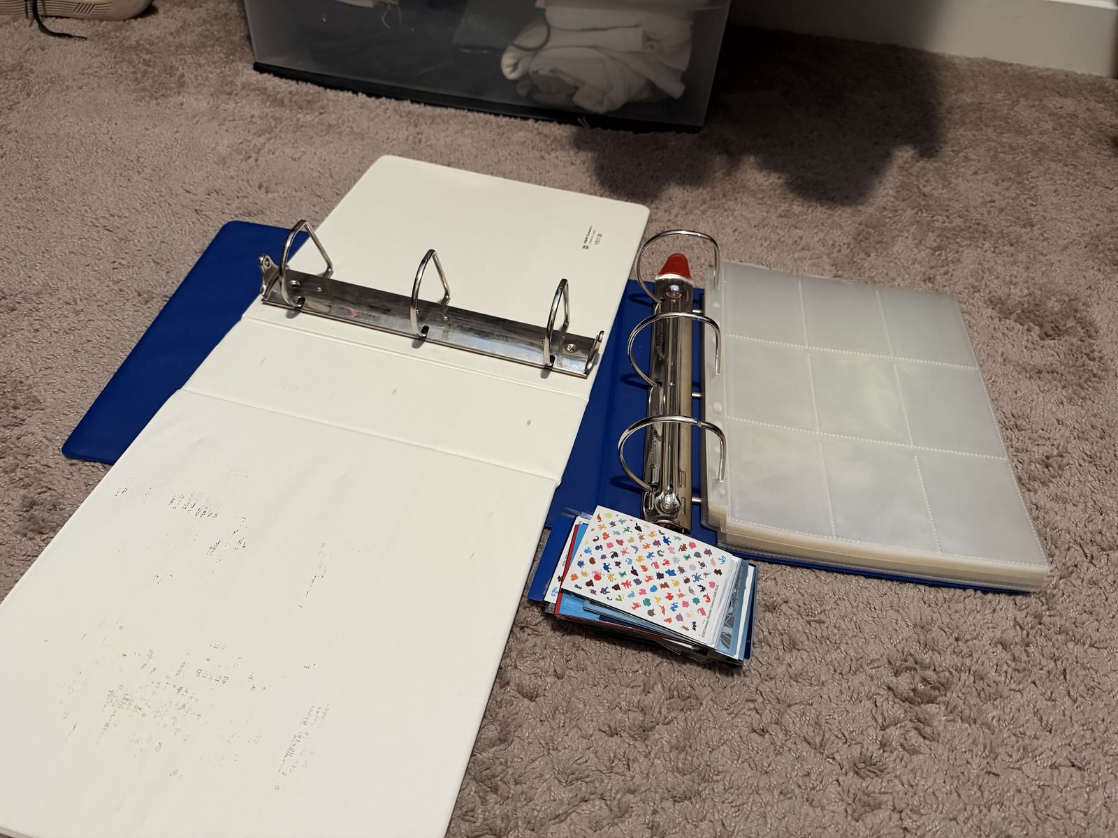 x2 D-ring Binders Plus Card Sleeves