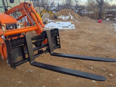 Brand new pallet forks 4000 lbs max