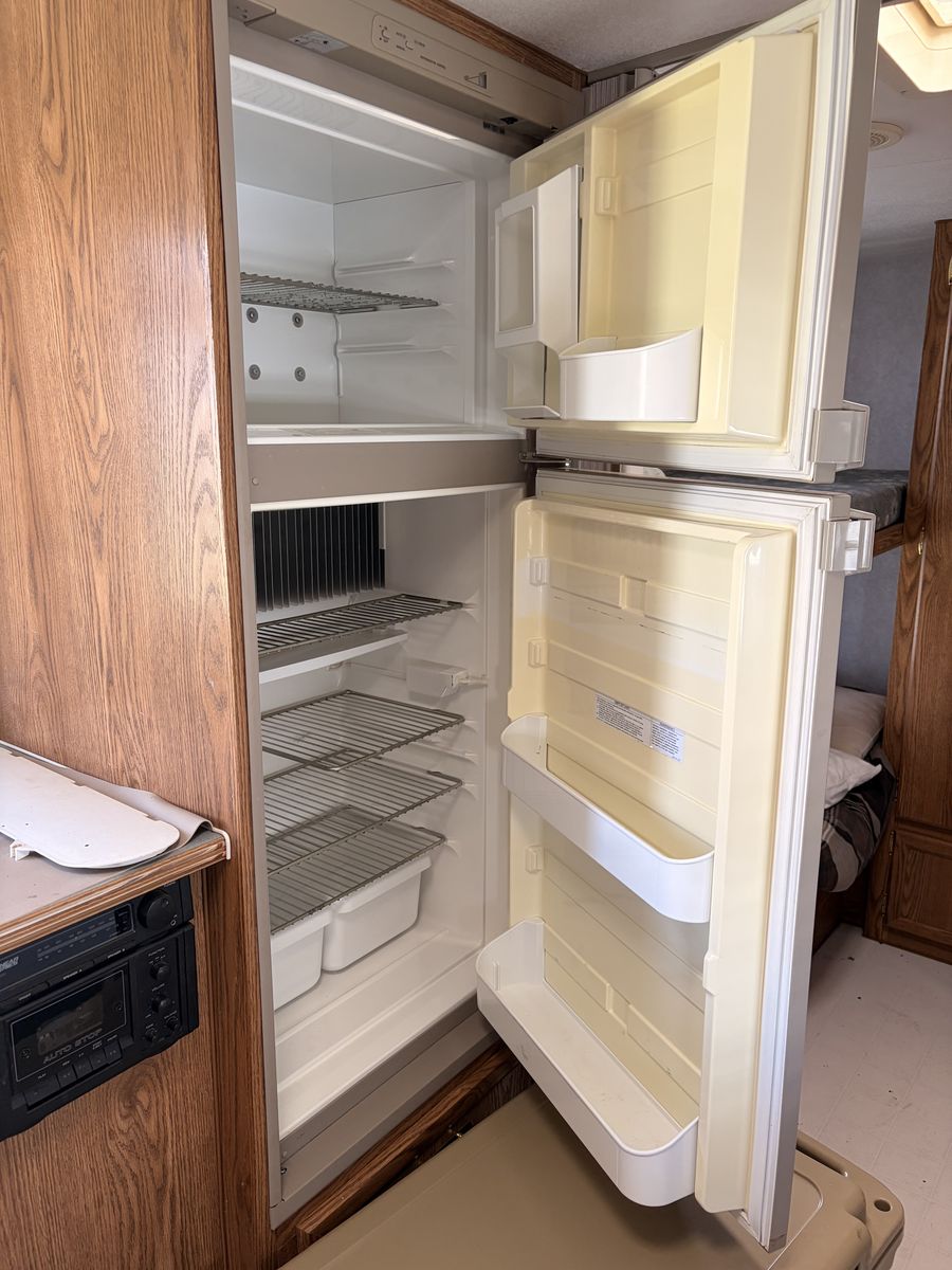 Main image 7