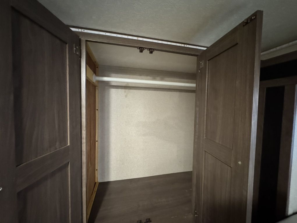 Main image 22