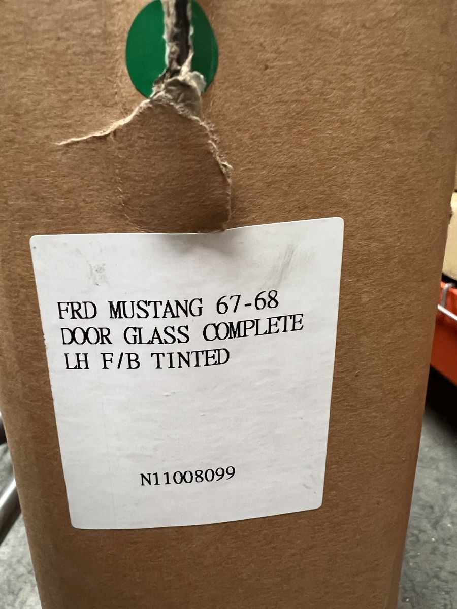 Mustang Door Glass LH