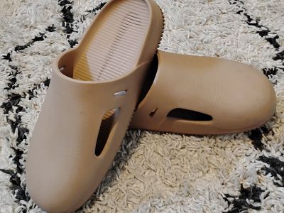 Unisex Tan/Hemp Style Comfort Clog Sandals - Size 12 M