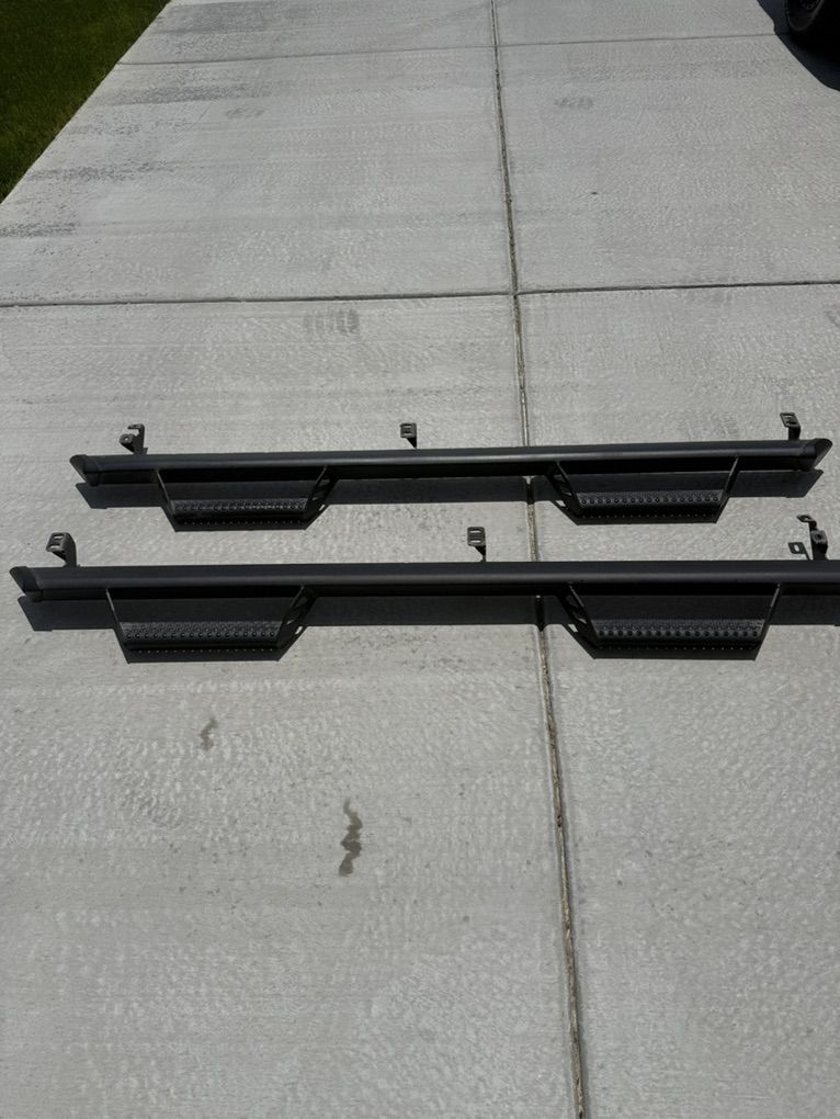 Side Steps/Nerf Bars