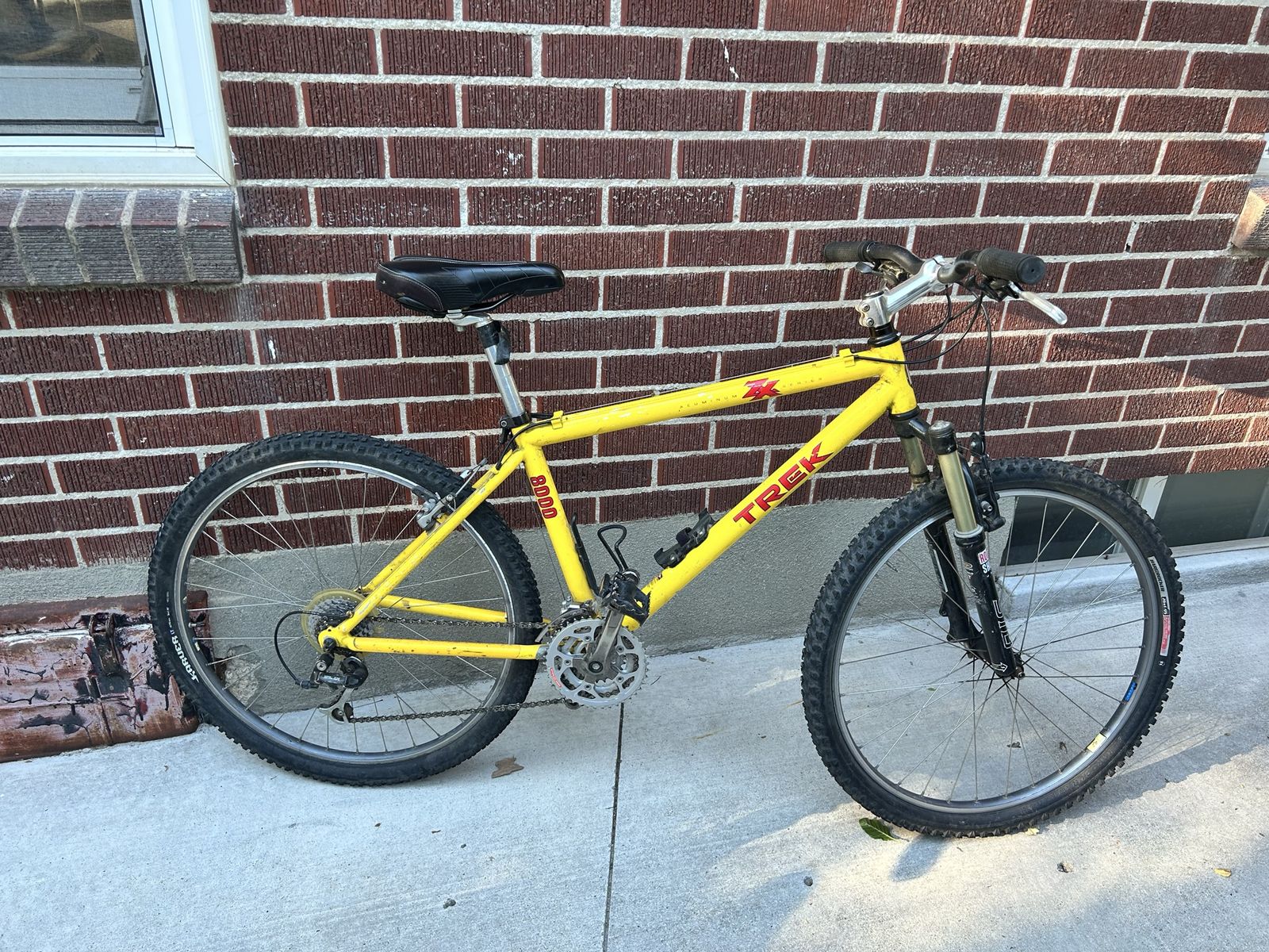 Trek 8000 Aluminum Series Mountain Bike - Yellow, Hardtail