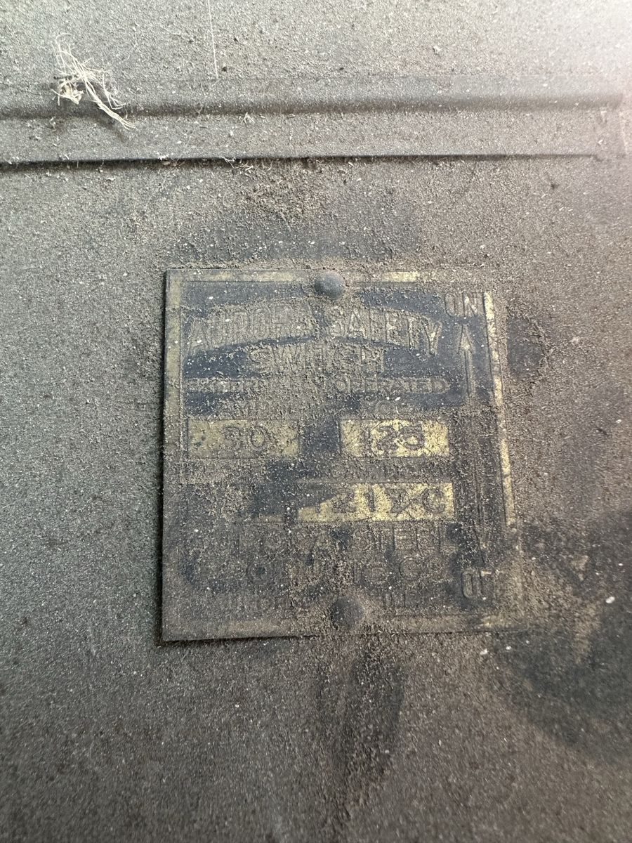 Main image 2
