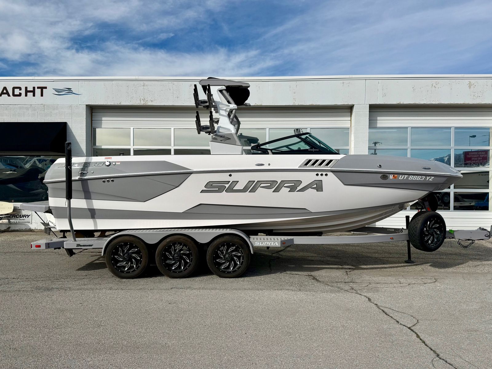 2019 25' Supra SE550 Bowrider