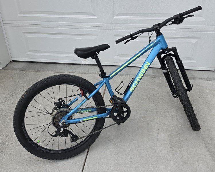 Schwinn Kids' 24" Wheel Mountain Bike - Blue/Green