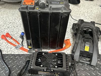2025 ultra bee battery and charger