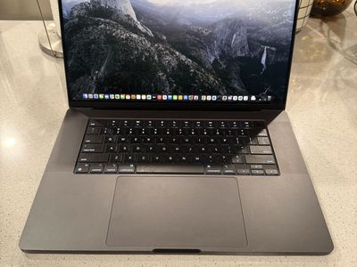 MacBook Pro 16” M4 Pro 48GB RAM 2TB SSD