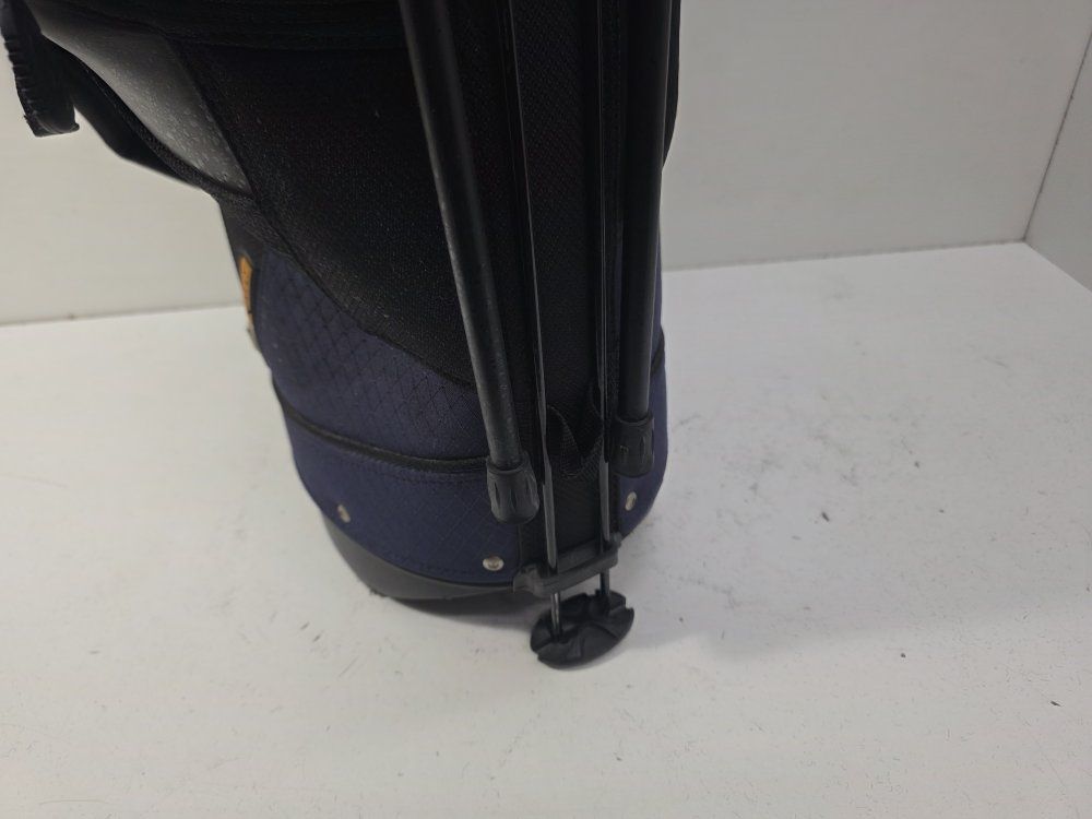 Main image 7