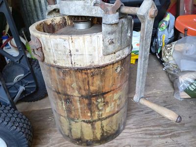 antique White mountain freezer 12qt- ice cream maker, ice cream churn