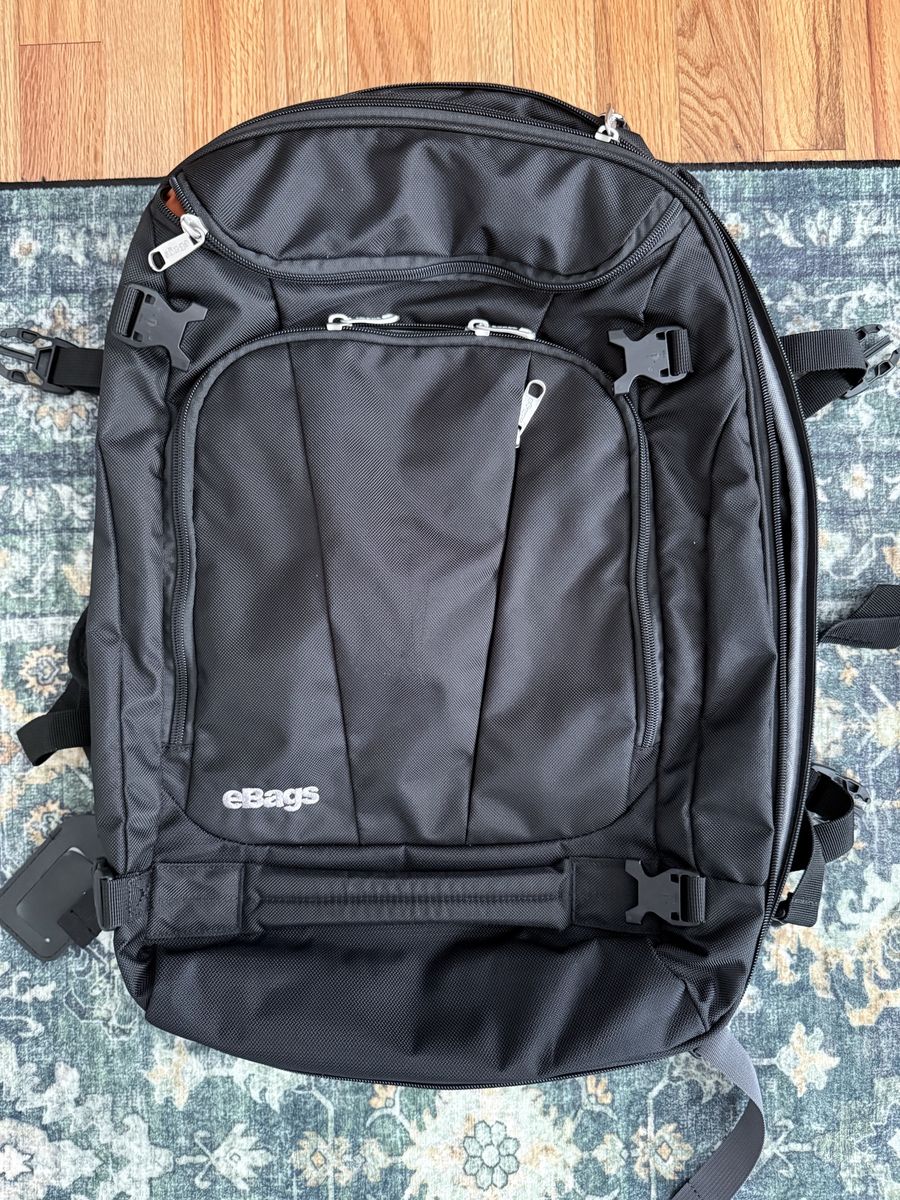 eBag 35L Travel Backpack
