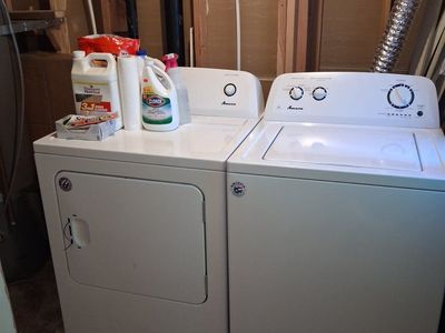Amana White Top Load Washer & Electric Dryer Set - Excellent Condition