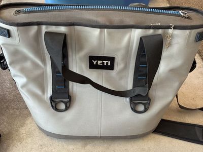 Yeti Hopper 30 Portable Soft Cooler Gray