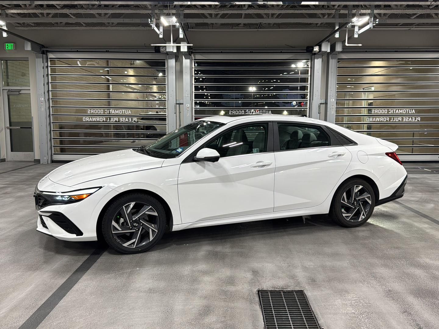 2024 Hyundai Elantra Limited