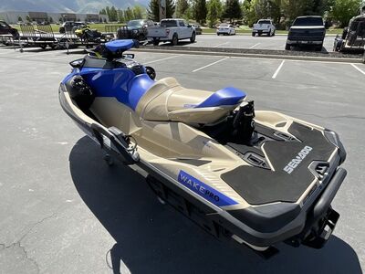 2025 Sea-Doo Wake™ Pro 230