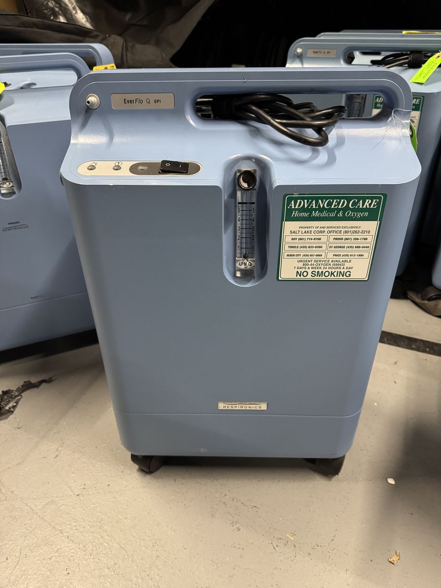 Philips Respironics Everflo Oxygen Concentrator Used and Broken