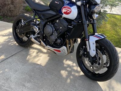 2025 Triumph Trident 660