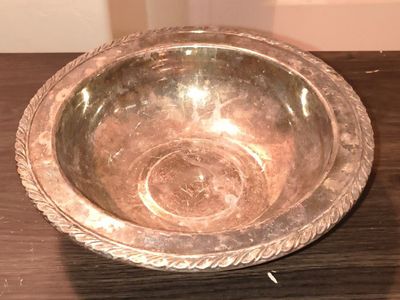 Vintage Silver Plated Serving Bowl with Decorative Edge