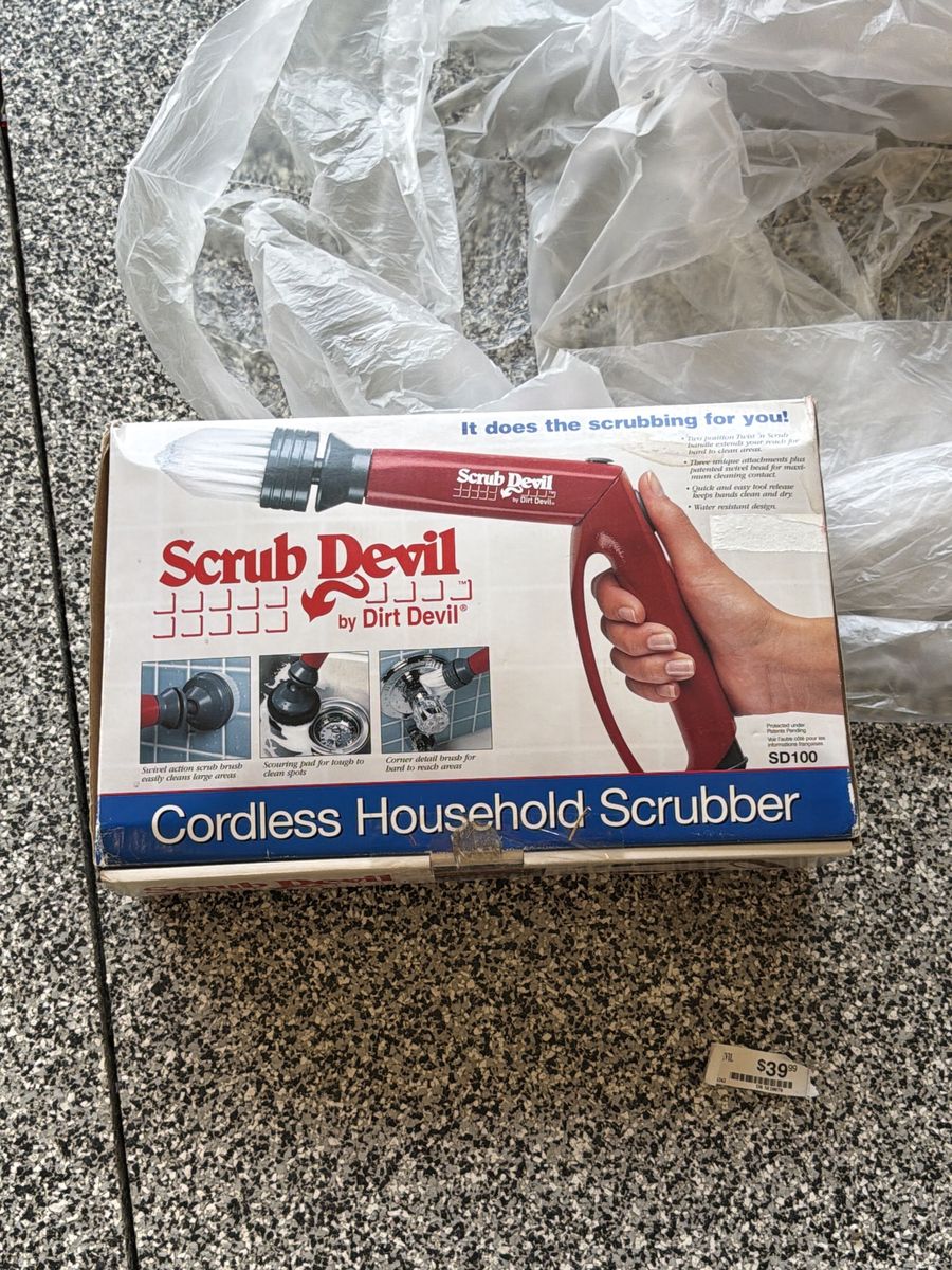 Dirt Devil Scrub Devil SD100 Cordless Household Scrubber -in Box with Attachments