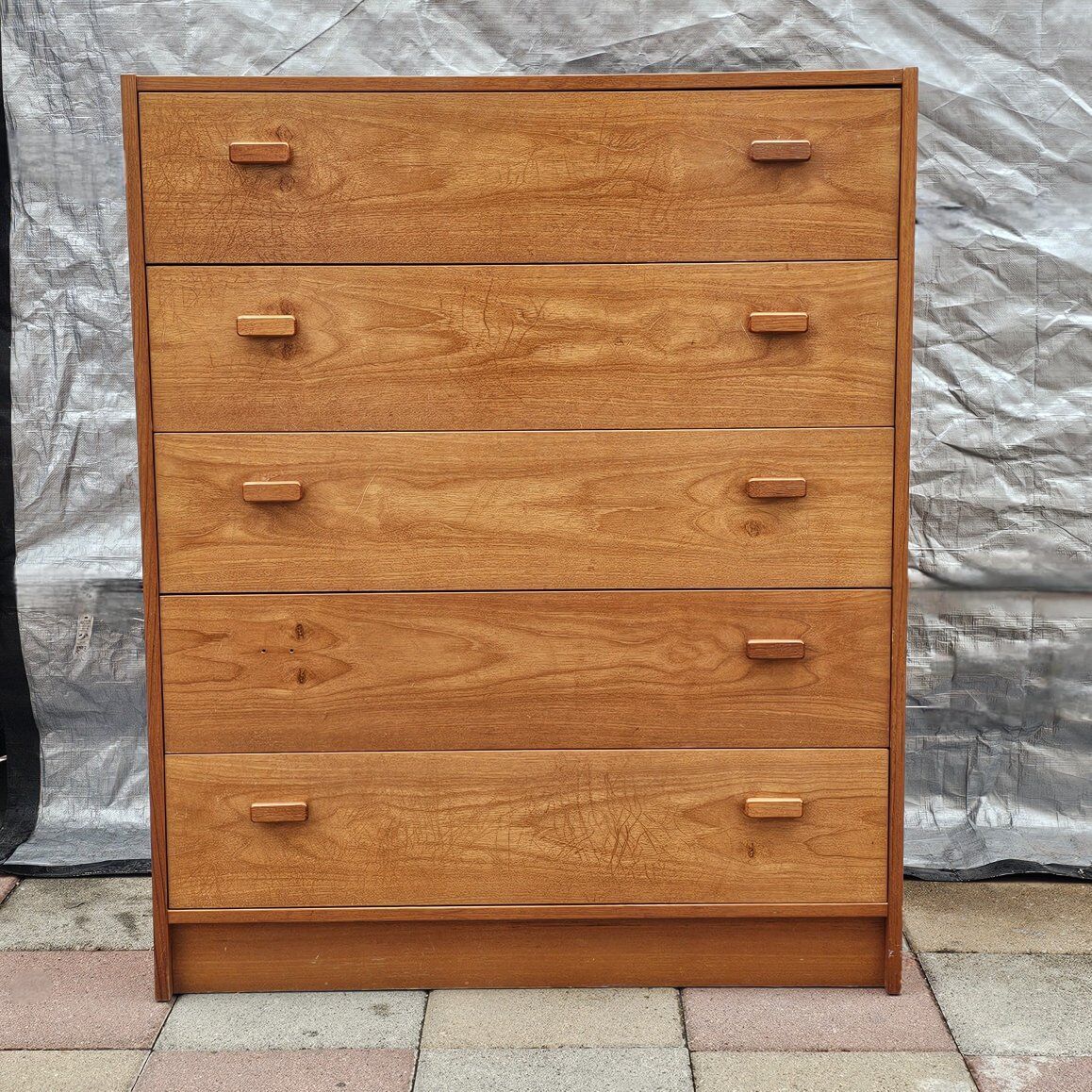 Tall 5 Drawer Dresser