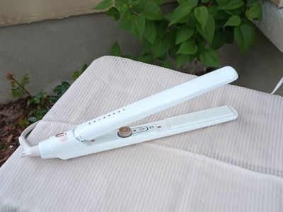 T3 Micro Single Pass Flat Iron/Hair Straightener