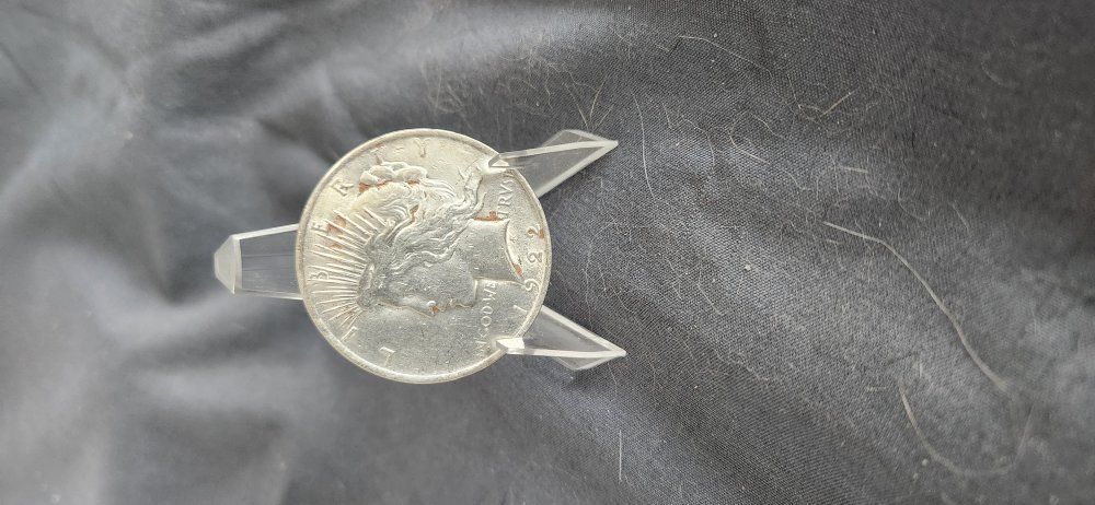 1922 Silver Peace Dollar Circulated Great Condition