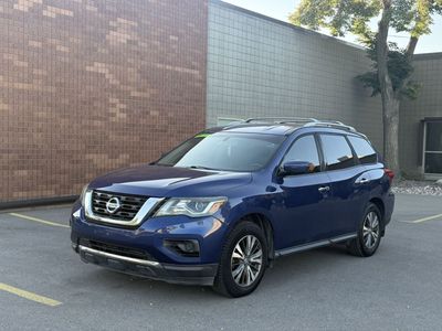 2017 Nissan Pathfinder SV