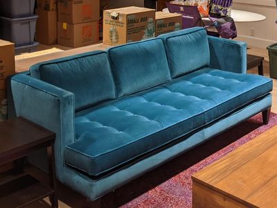 Room & Board Hutton Sofa 87"